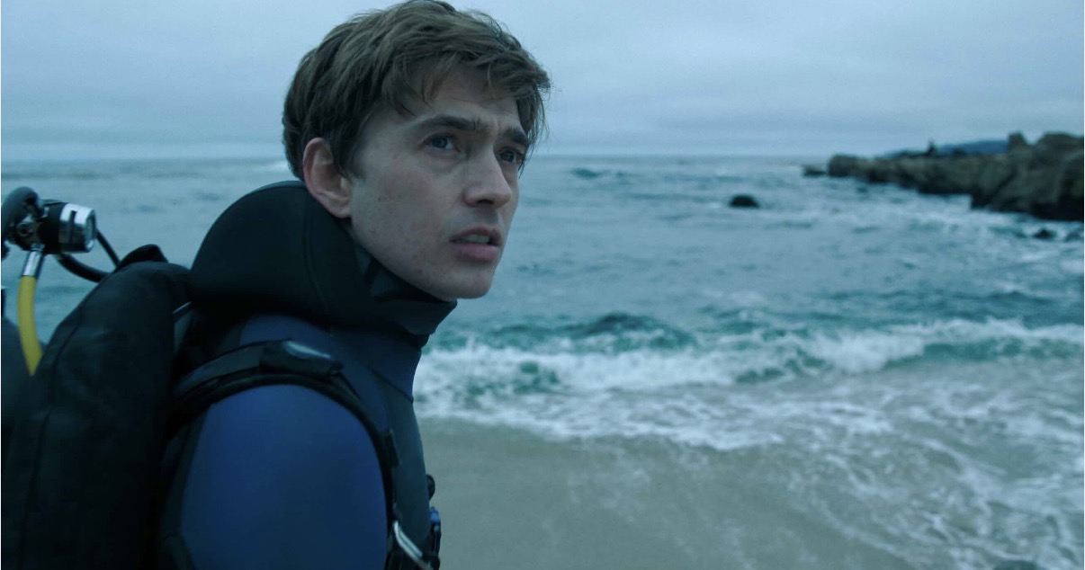 Whalefall Review: An immersive survival thriller with complex relationships